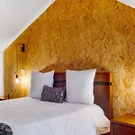 Casa Xadrez Povoacao (Sao Miguel)