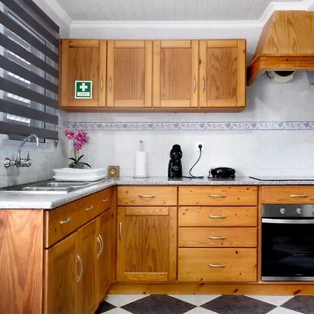 Holiday home Casa Xadrez Povoacao (Sao Miguel)