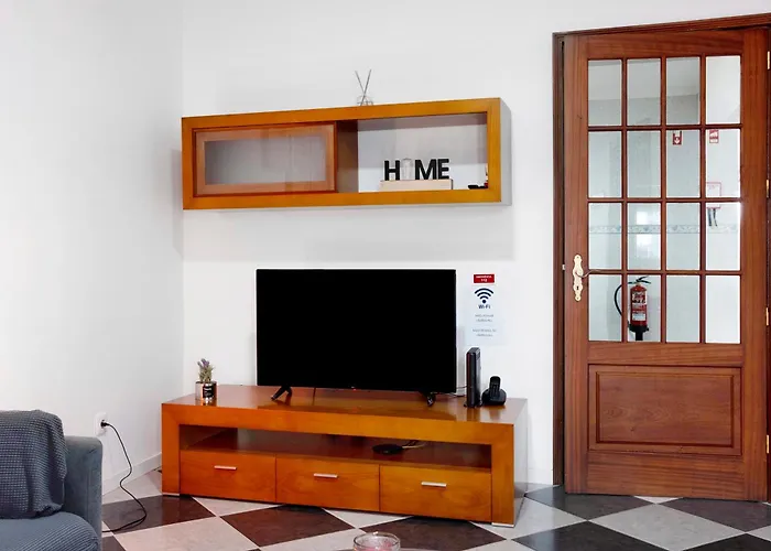 Casa Xadrez Povoacao (Sao Miguel)