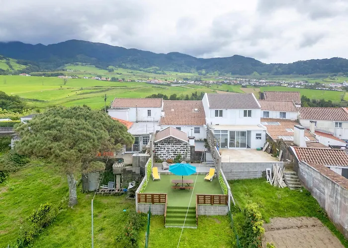 Casa Xadrez Povoacao (Sao Miguel)