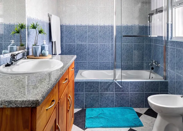 Casa Xadrez * Povoacao (Sao Miguel)